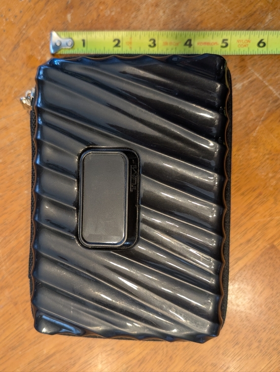 Tumi Delta Hard Shell Travel Case - Picture 3 of 4